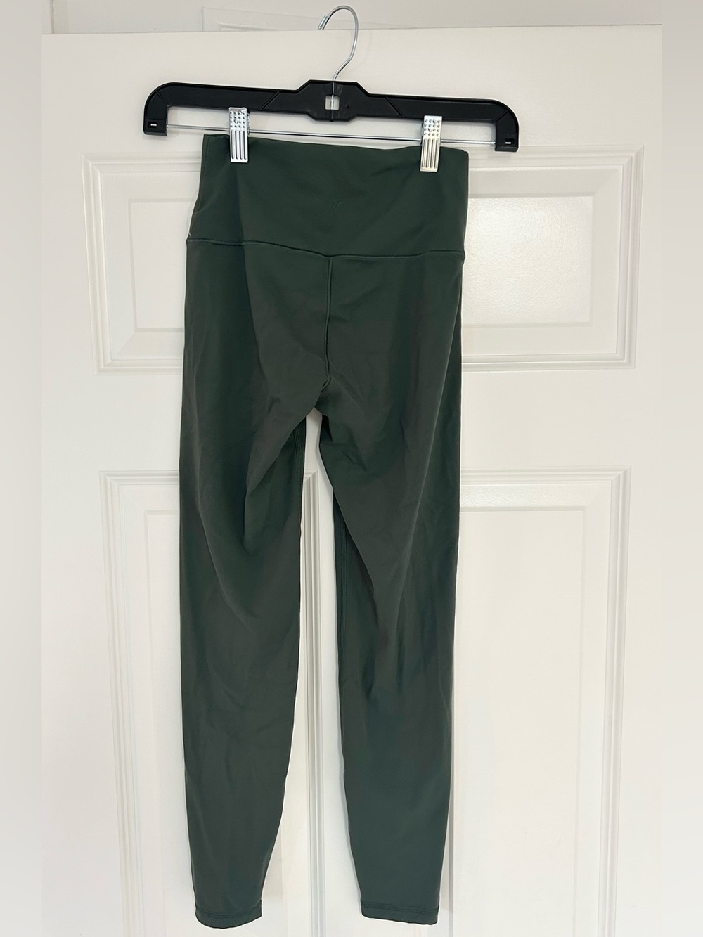 Old Navy Active High-Rise Sage Green Leggings - Picture 2 of 4